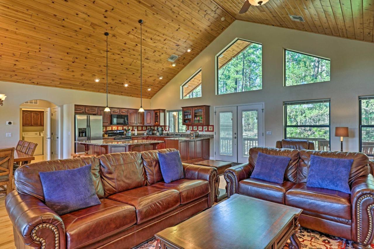 Serene Lakeside Cabin With Decks And Edler Lake Views! Pinetop-Lakeside Bagian luar foto