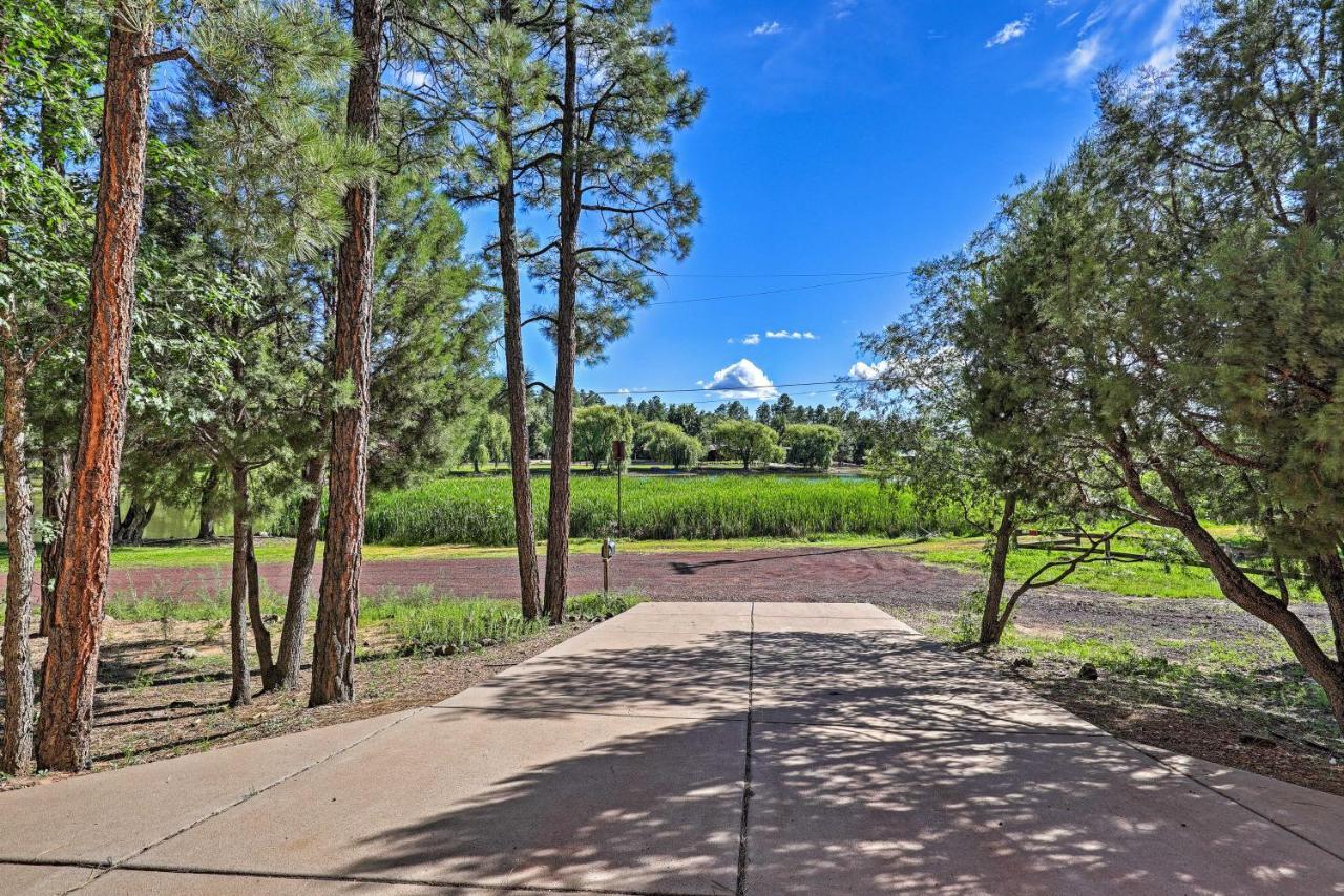 Serene Lakeside Cabin With Decks And Edler Lake Views! Pinetop-Lakeside Bagian luar foto